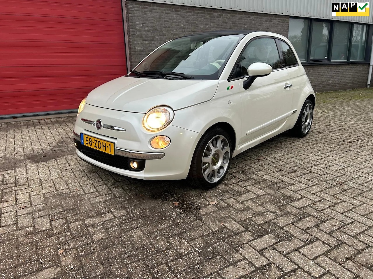 Fiat 500 C - 0.9 TwinAir Lounge cabrio Parelmoer wit - AutoWereld.nl