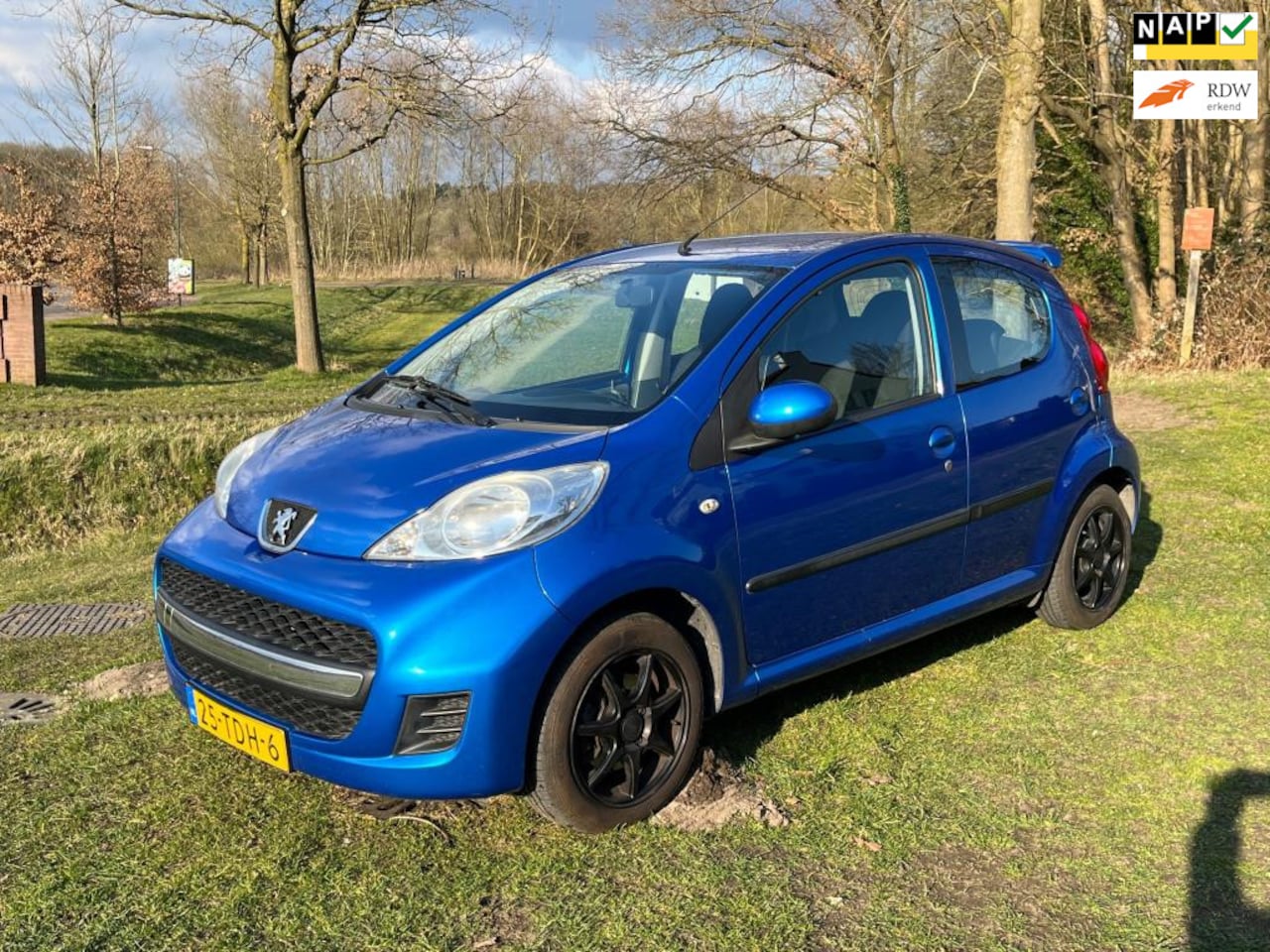 Peugeot 107 - 1.0-12V airco automaat - AutoWereld.nl