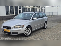 Volvo V50 - 2.4i Momentum/Airco/Stoelverwarming/Automaat