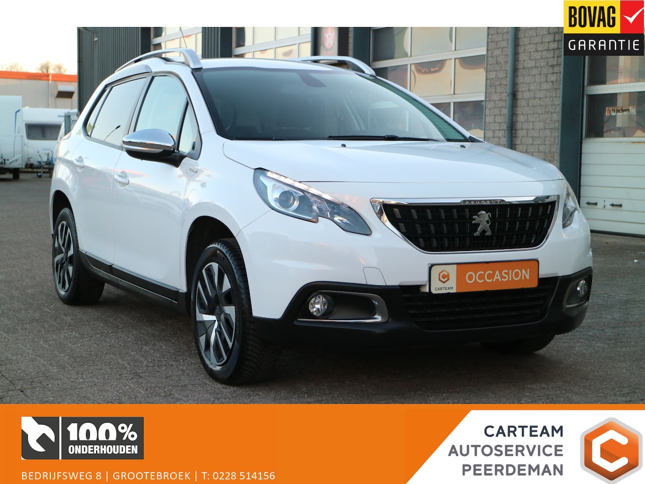 Peugeot 2008 - 1.2 PureTech Allure | Trekhaak! | Navi | Carplay | - AutoWereld.nl