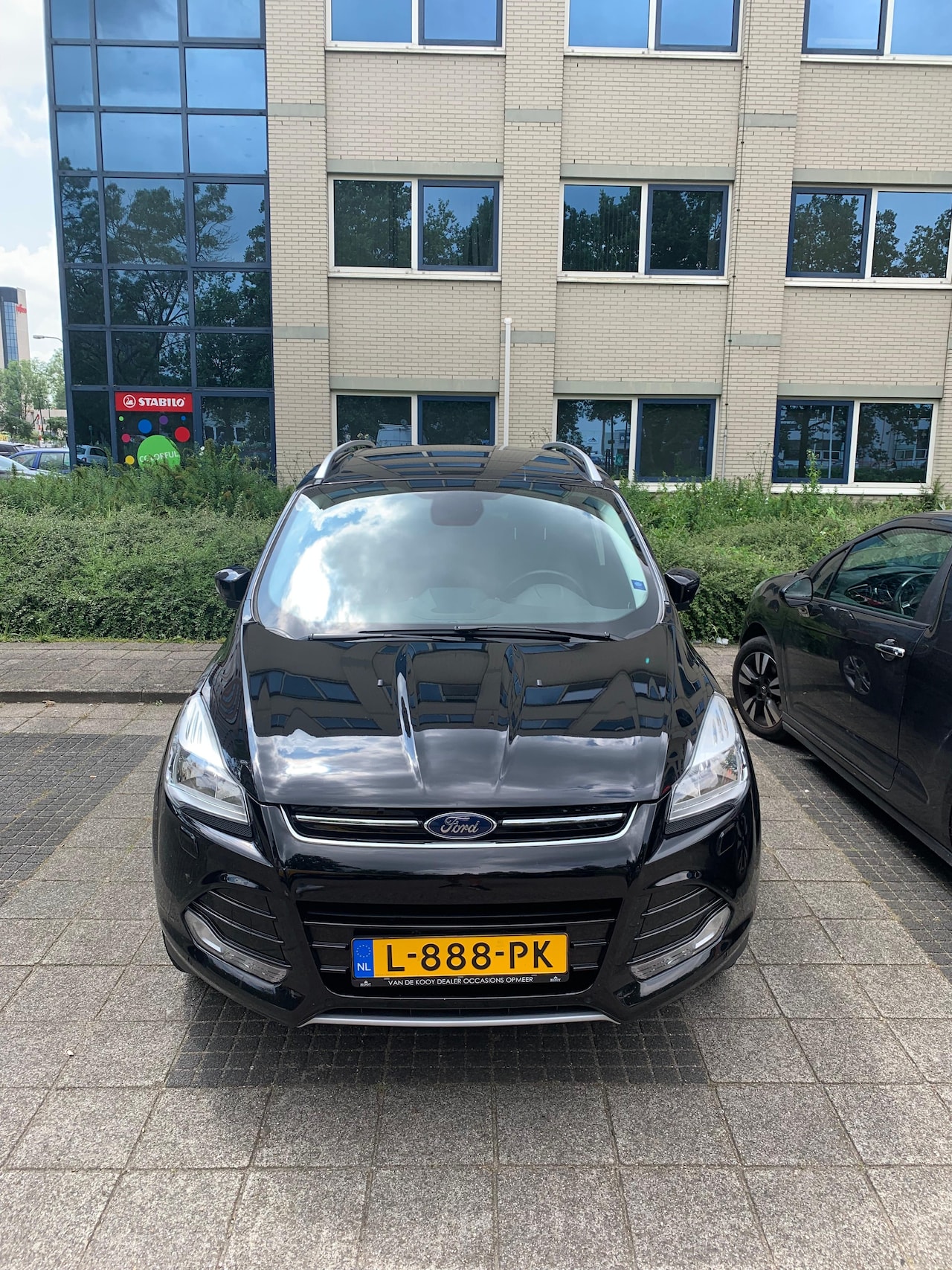 Ford Kuga - 1.5 Titanium - AutoWereld.nl