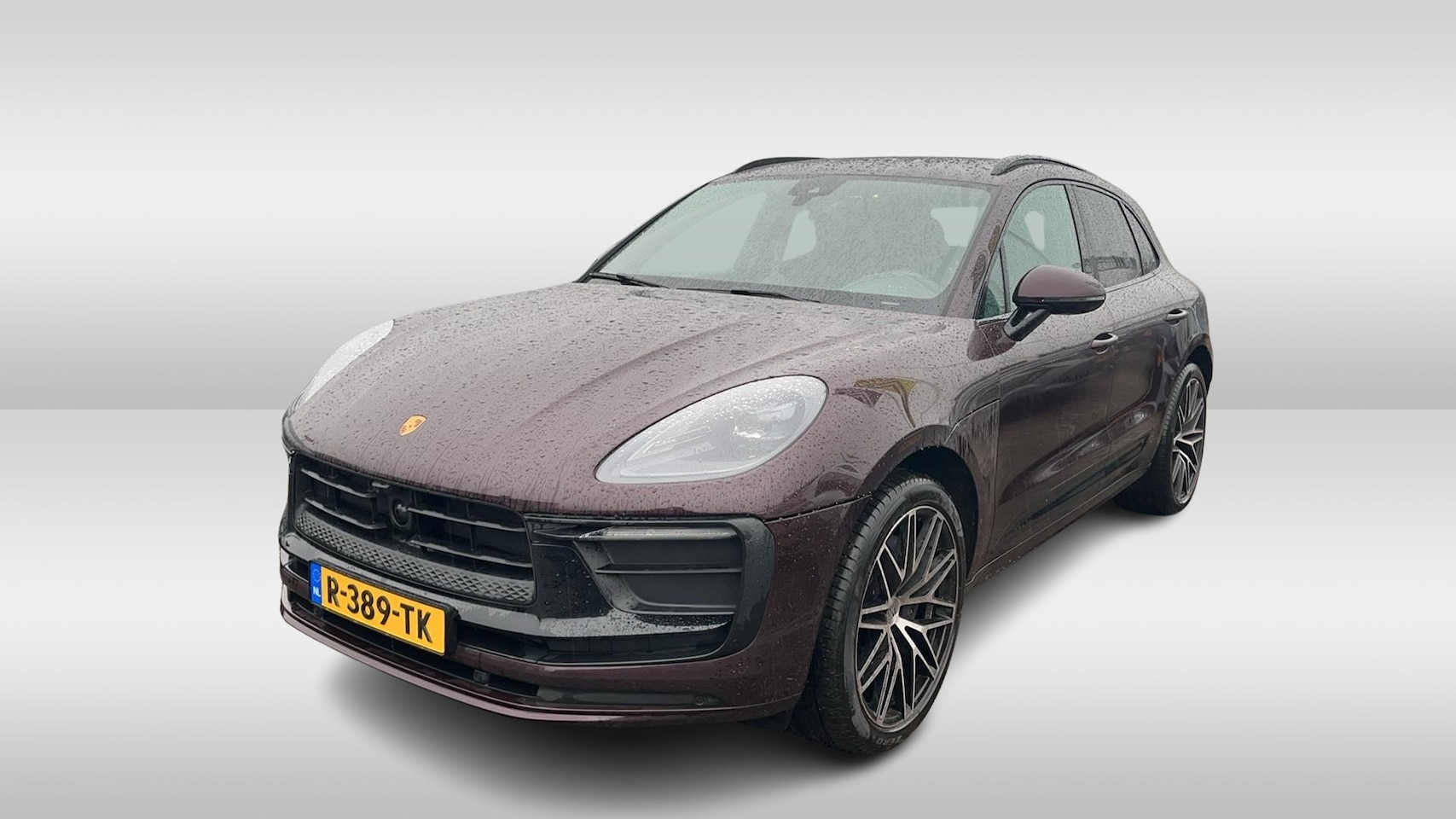 Porsche Macan - 2.0 T / Full option! / Trekhaak / Panoramadak / 360Camera / Luchtvering / 21'' / Apple Car - AutoWereld.nl