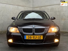 BMW 3-serie - 318i, AUTOMAAT, LEDER