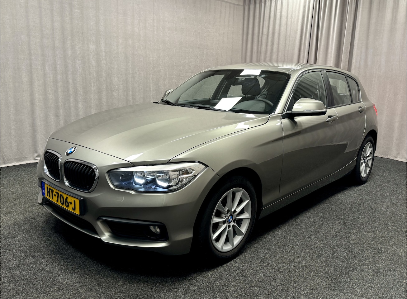 BMW 1-serie - 118i Corporate Lease | Navi | Airco | cruise | Leer | - AutoWereld.nl