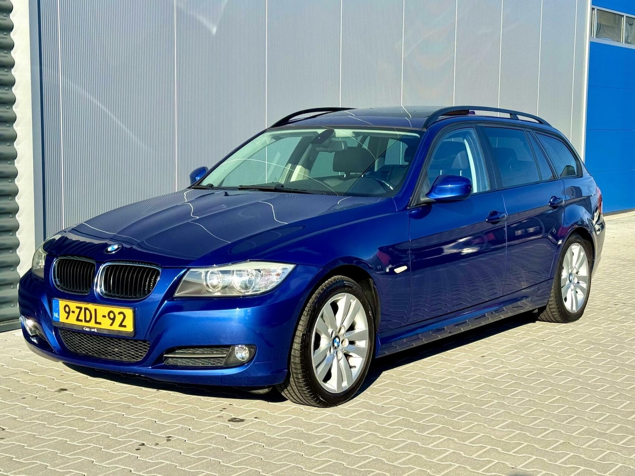 BMW 3-serie Touring - 318i | Pano | Leder | Navi | Facelift | - AutoWereld.nl