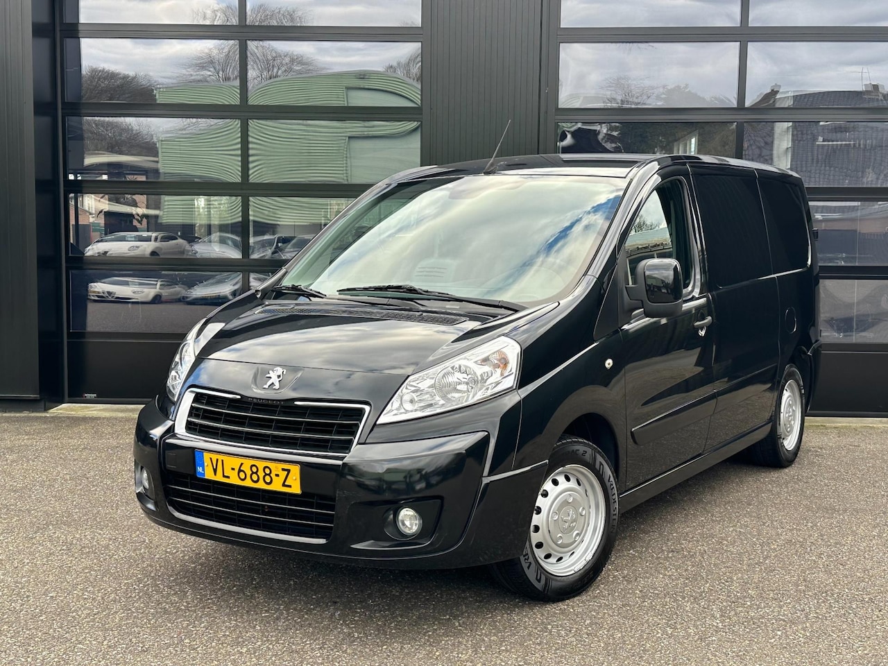 Peugeot Expert - 227 2.0 HDI L1H1 Navteq 2 PDC 3 Zits Navi 1e Eig. - AutoWereld.nl