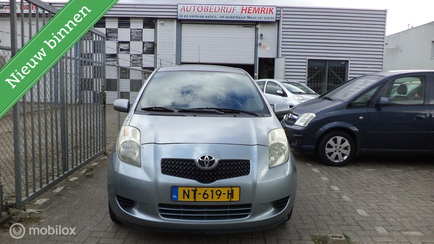 Toyota Yaris - 1.0 VVT-i Sol 1.0 VVTi Sol - AutoWereld.nl