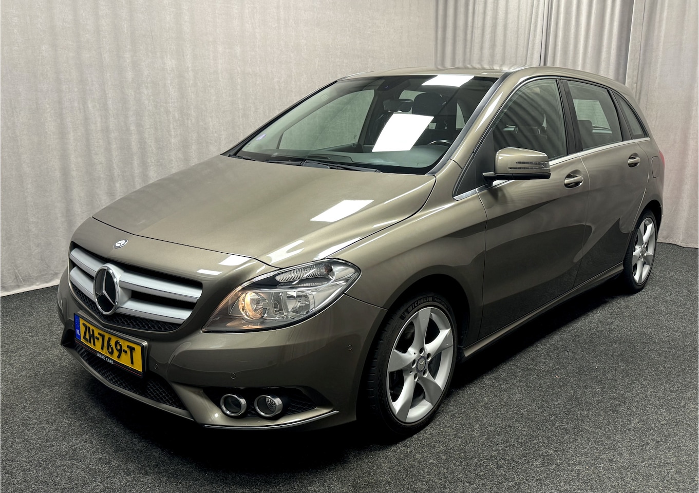 Mercedes-Benz B-klasse - 180 Ambition | Navi | Cruise | Airco | Goed Onderhouden | - AutoWereld.nl