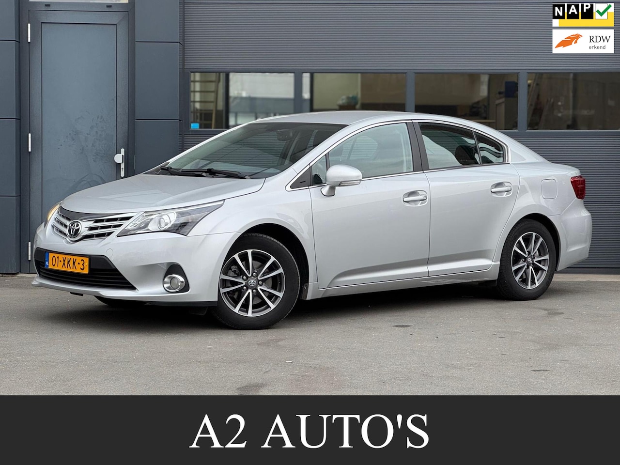 Toyota Avensis - 1.8 VVTi Business Camera|Cruise|6-Bak - AutoWereld.nl