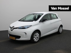 Renault Zoe - R90 Life 41 kWh | Automaat | Koop accu | Virtual cockpit | Navigatie | Climate control | B