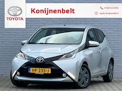 Toyota Aygo - 1.0 VVT-i x-play Automaat 5-deurs