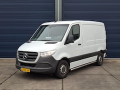 Mercedes-Benz Sprinter - 211 2.2 CDI L1H1 AUTOMAAT / AIRCO / 3 ZITS / N.A.P / TREKHAAK