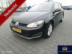 Volkswagen Golf - 2.0 TDI Highline