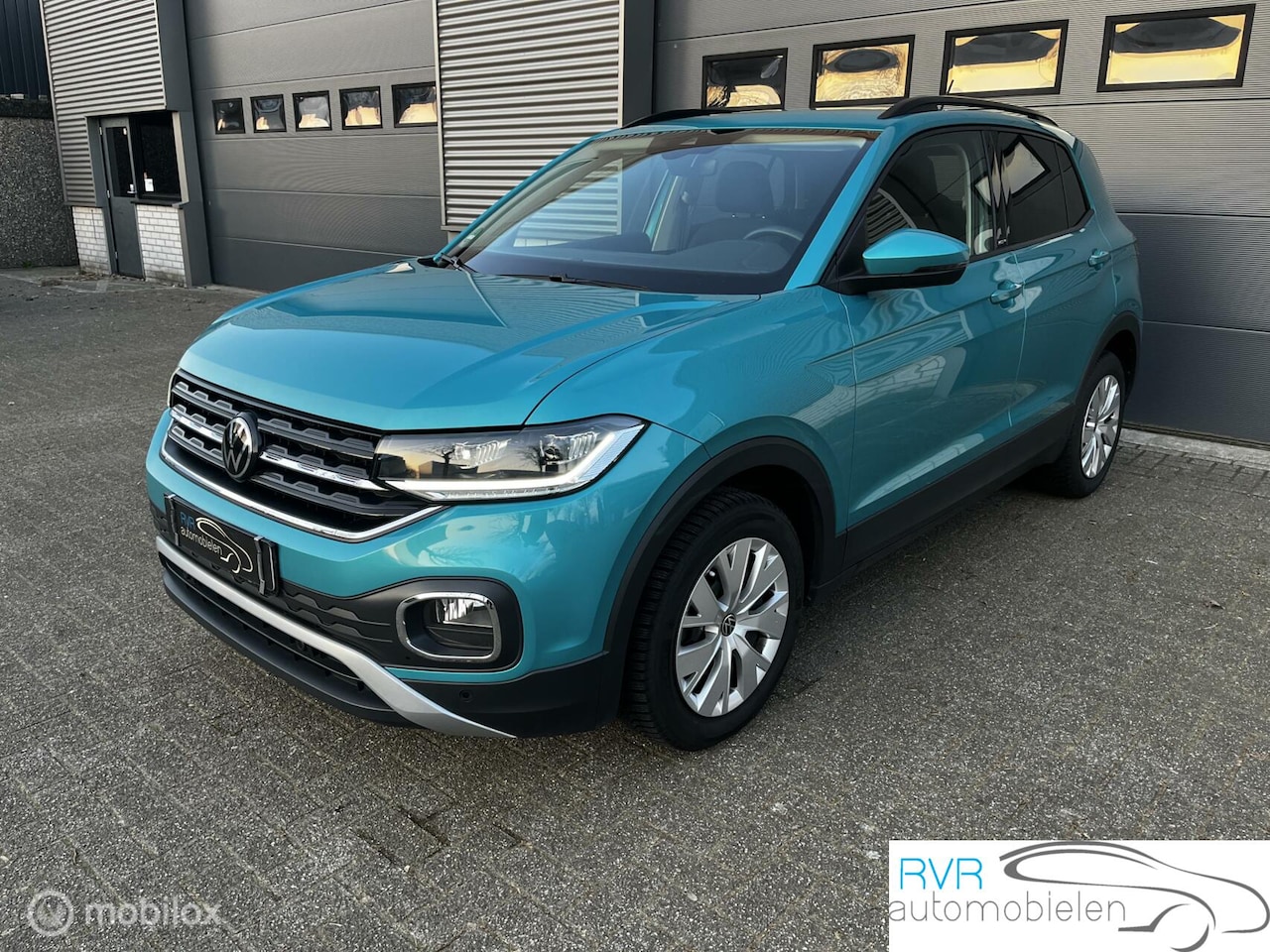 Volkswagen T-Cross - 1.0 TSI Life AUTOMAAT/NAVI/CRUISE/SCHADE - AutoWereld.nl