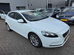 Volvo V40 - 1.6 D2 Momentum