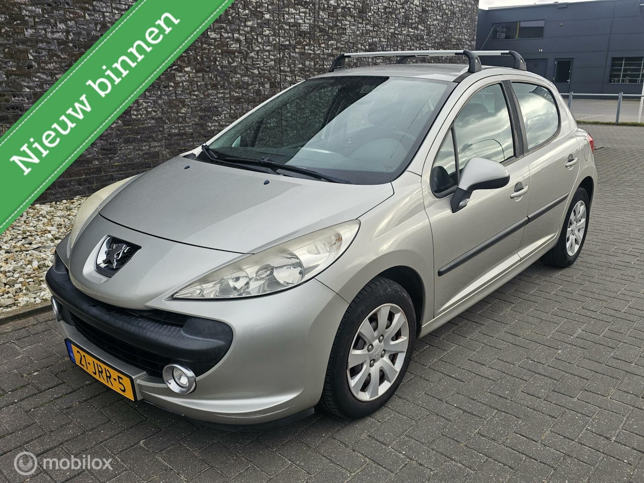 Peugeot 207 - 1.4 VTi X-line Airco /Cruise / Trekhaak / Nw apk - AutoWereld.nl