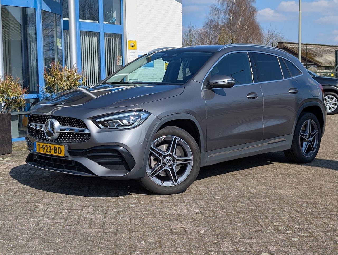 Mercedes-Benz GLA-Klasse - 250 e AMG Line | Plug-in hybrid, Leer/alcantara, Navigatie, Camera, Parkeersensoren, 19 in - AutoWereld.nl