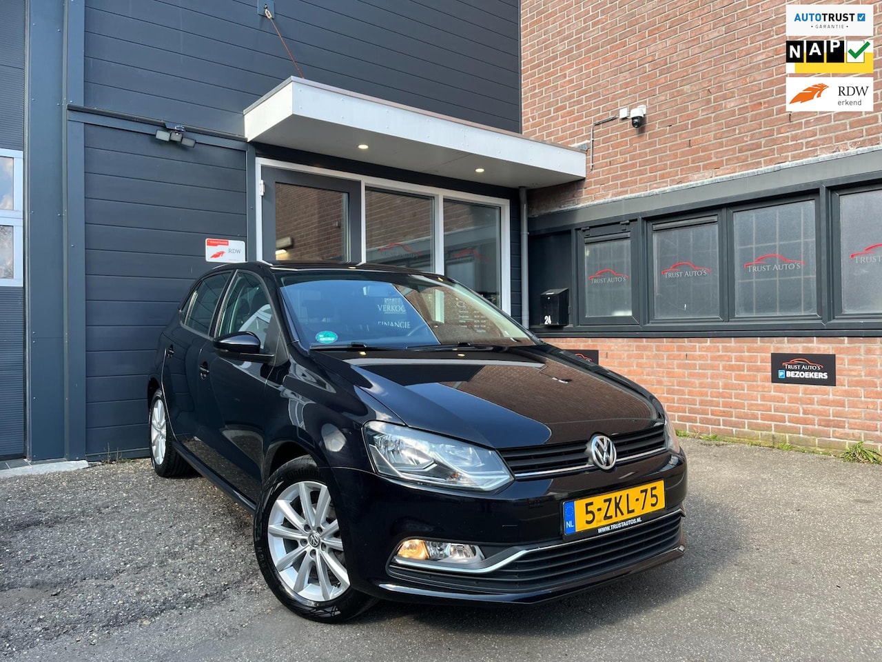 Volkswagen Polo - 1.2 TSI Comfortline|Nap|Cruise|Carplay|Airco - AutoWereld.nl