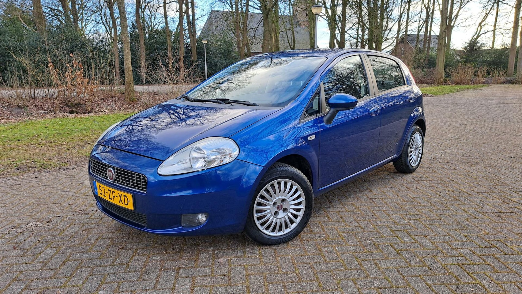 Fiat Grande Punto - 1.4 Dynamic AIRCO CRUISE NW APK! - AutoWereld.nl