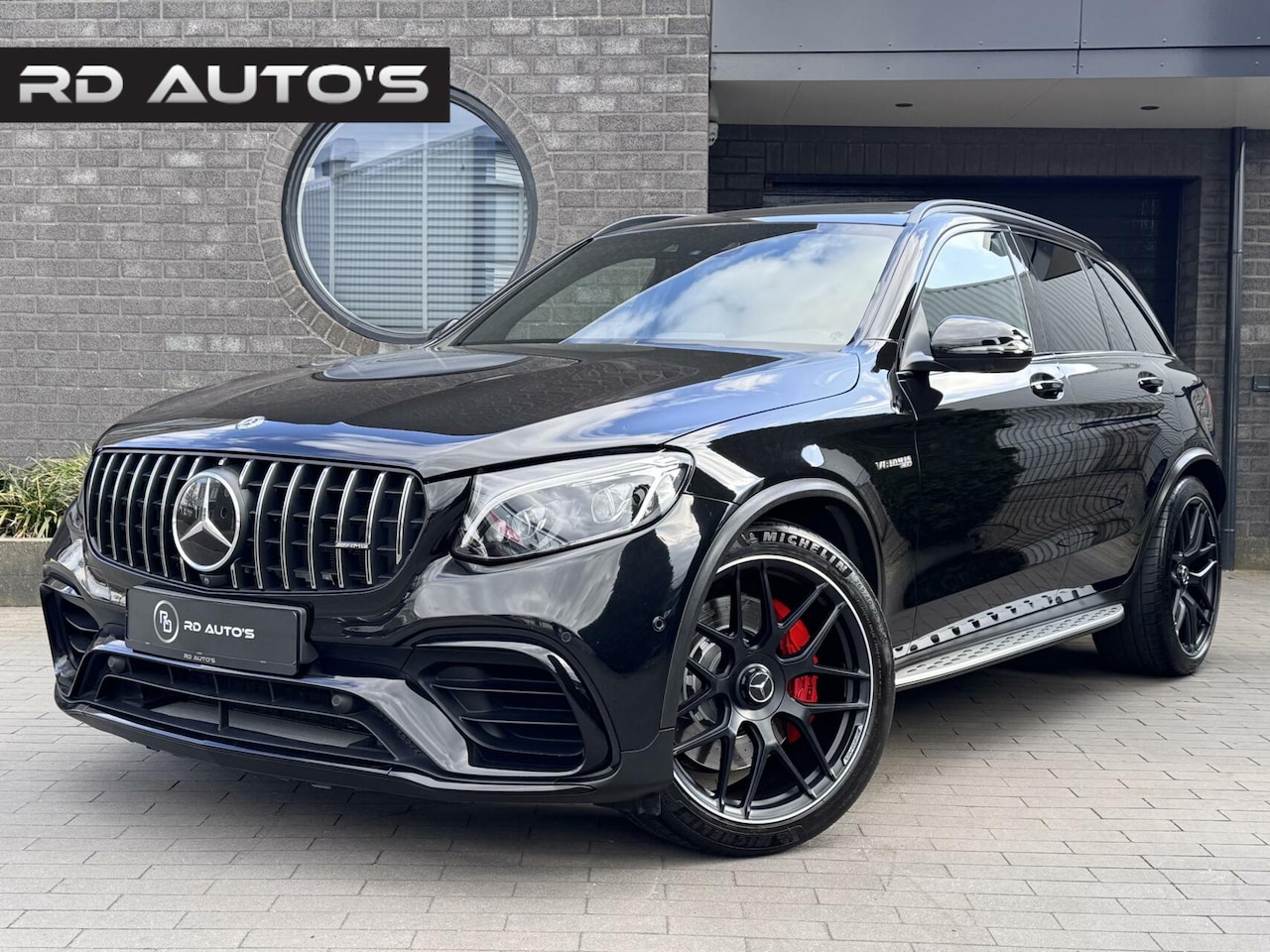 Mercedes-Benz GLC-klasse - 63 S AMG 4MATIC+ Burmester Carbon 360° Pano - AutoWereld.nl