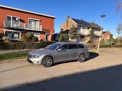 Volkswagen Passat Variant - 1.4 TSI GTE Highline Pano, 360 camera virtual cockpit, trekhaak