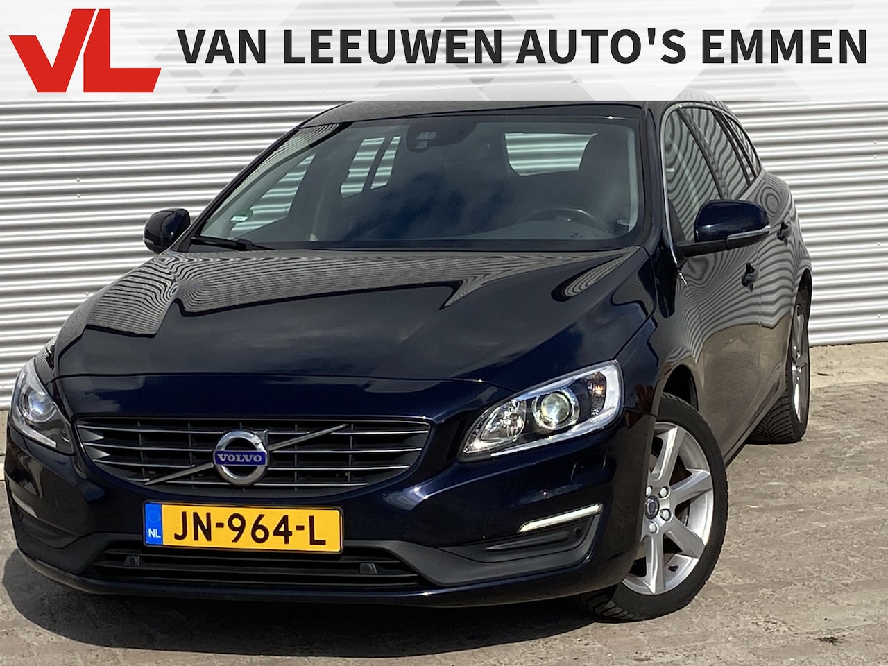 Volvo V60 - 2.0 T3 Nordic+ | Nieuw Binnen! | Cruise | Stoelverwarming | Navi - AutoWereld.nl