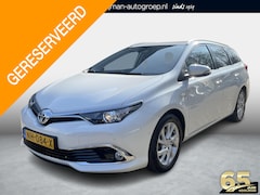 Toyota Auris Touring Sports - 1.8 Hybrid Executive NL Auto UNIEKE KM STAND Parkeersensoren V+A | Stoelverwarming