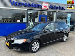 Volvo V70 - 1.6 D2 Kinetic, trekhaak, navi, parkeersensoren enz