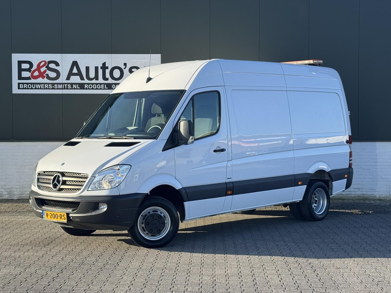 Mercedes-Benz Sprinter - 316 2.2 CDI 366 Automaat Dubbel lucht Airco Cruise Trekhaak Carplay - AutoWereld.nl