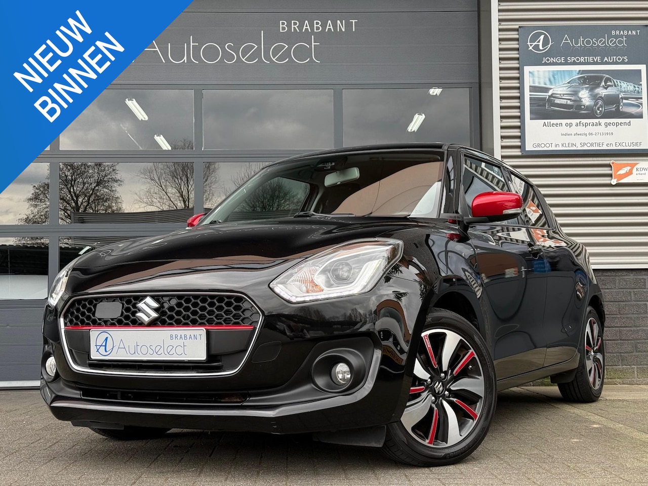 Suzuki Swift - 1.0 Sportline Clima Cruise CarPlay - AutoWereld.nl