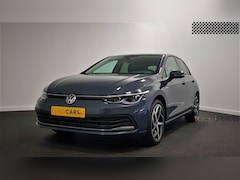 Volkswagen Golf - 1.5 eTSI 150pk DSG Style | DEMO | Navigatie | Climate Control | Camera | Parkeer sensoren