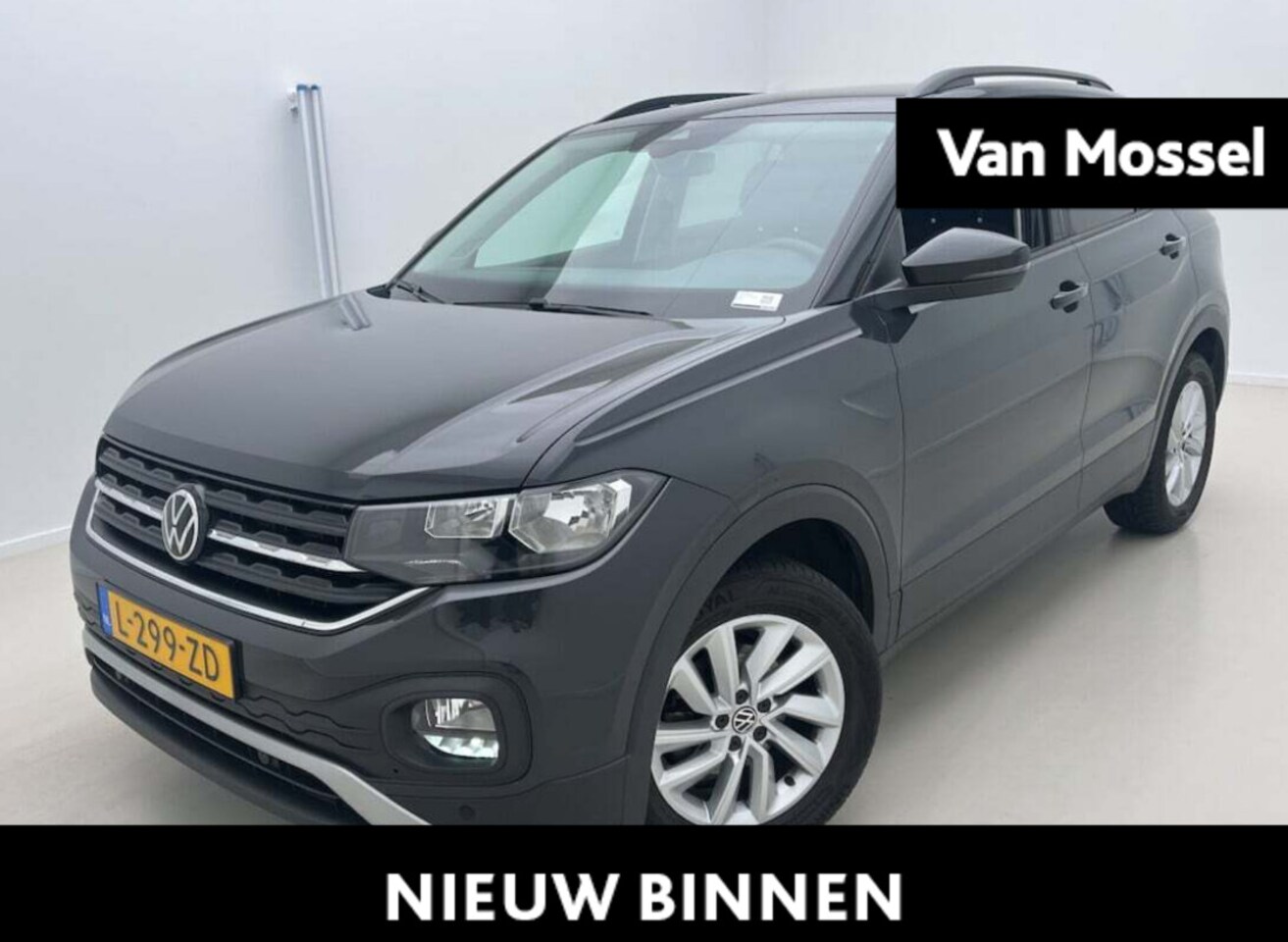 Volkswagen T-Cross - 1.0 TSI Life | Climatronic Airco | Navigatie | Parkeersensoren | Parkeercamera | - AutoWereld.nl