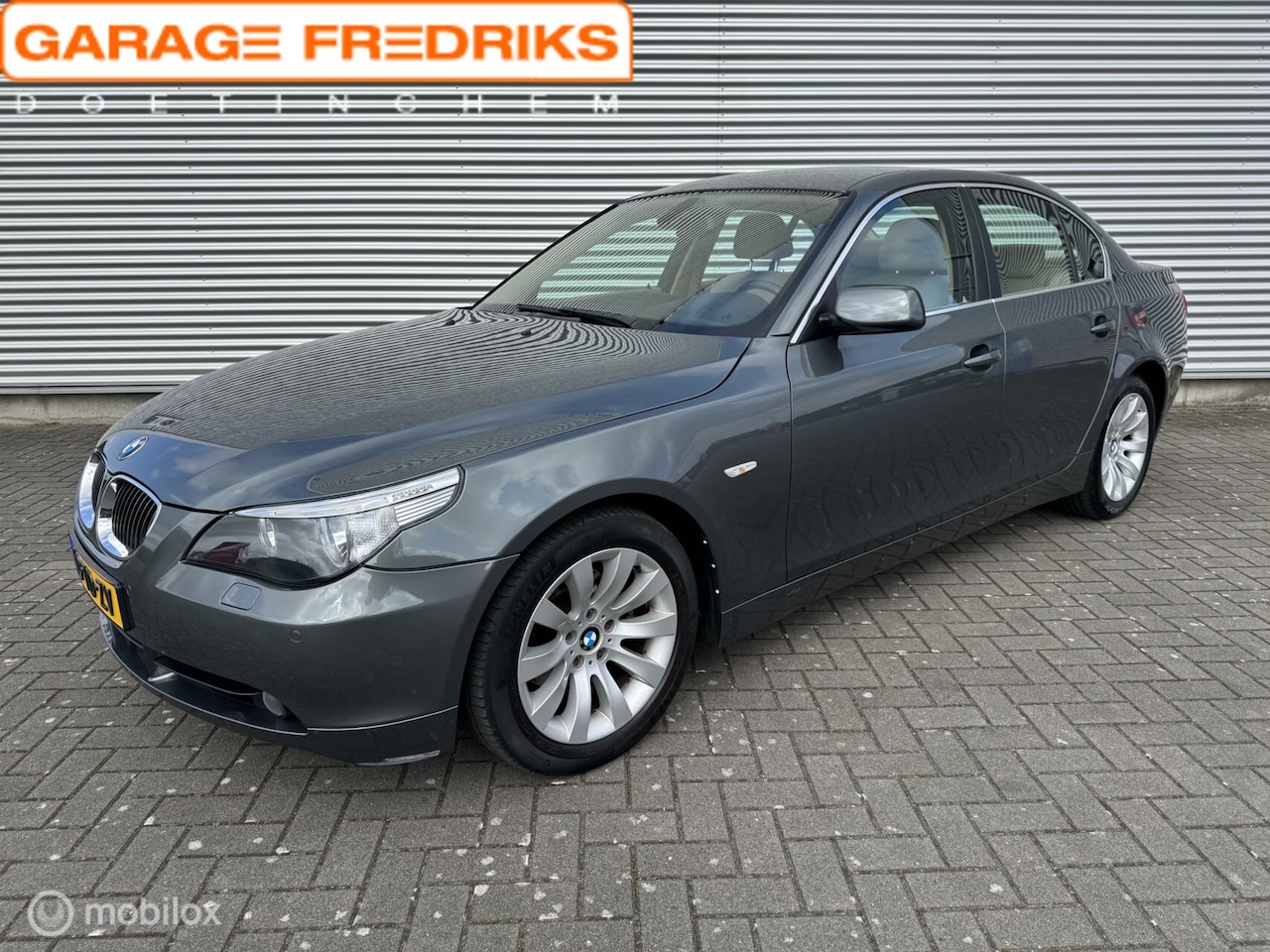 BMW 5-serie - 523i Executive | Nieuwe APK |Navi | Climate | - AutoWereld.nl