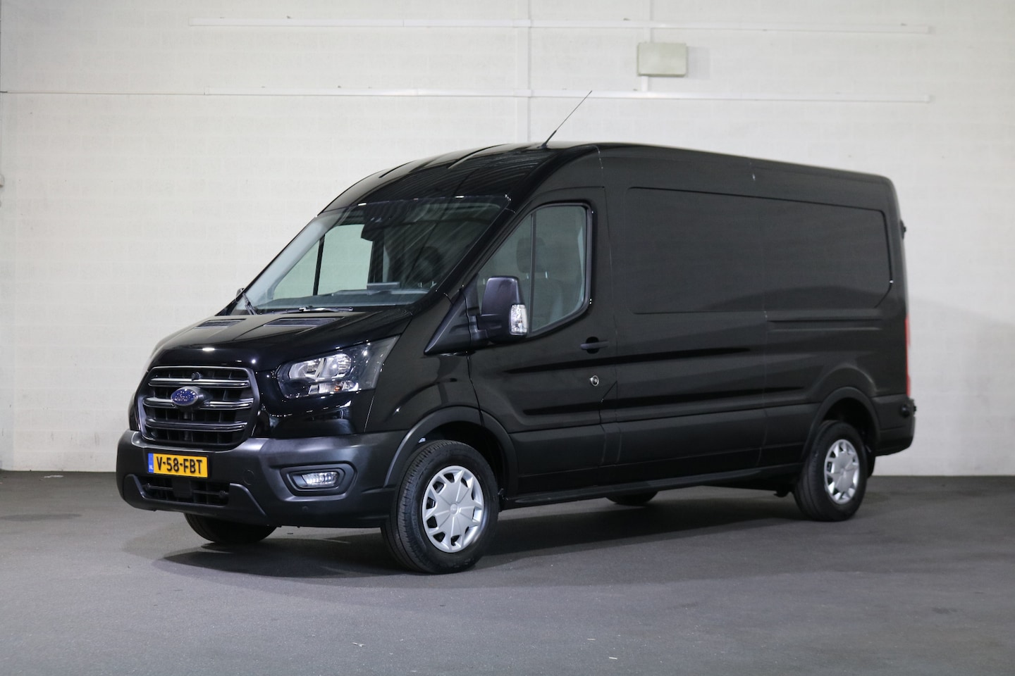 Ford Transit - 2.0 TDci L3 H2 Trend Airco Navigatie Camera Bott Vario Kast - AutoWereld.nl