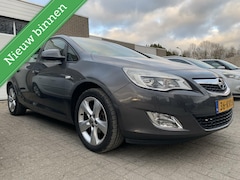 Opel Astra - 1.6 Sport Airco Groot scherm CarPlay Trekhaak Cruise control Elektrische pakket LM Velgen