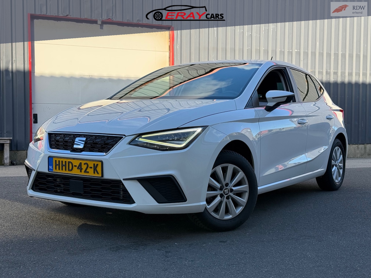 Seat Ibiza - 1.0 TSI Style / AUTOMAAT / ! LAGE KM ! / LED / PDC / SP VLG / AIRCO / - AutoWereld.nl