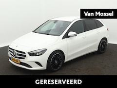 Mercedes-Benz B-klasse - 180 Business Solution Plus | Automaat | Stoelverwarming | Achteruitrijcamera