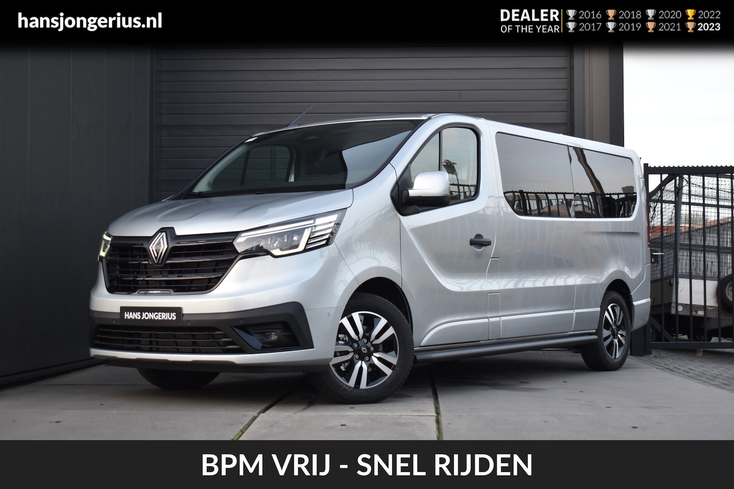 Renault Trafic - GB L2H1 T30 dCi 150 6EDC Extra | Achteruitrijcamera | Alarmsysteem | Blind Spot Warning - AutoWereld.nl