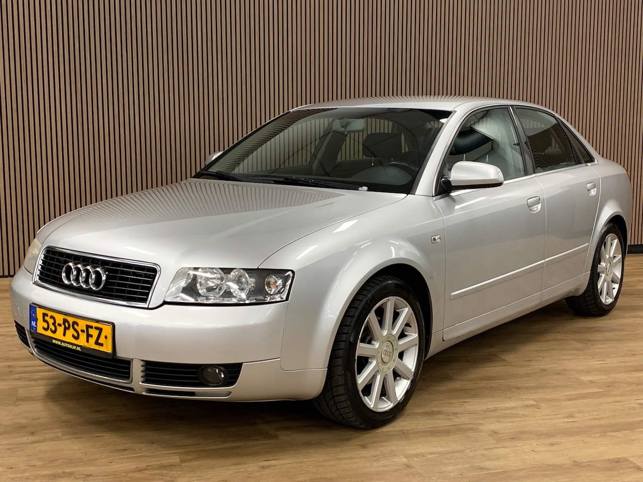 Audi A4 Limousine - 2.0|146000KM|NL Auto|Climate Control| - AutoWereld.nl