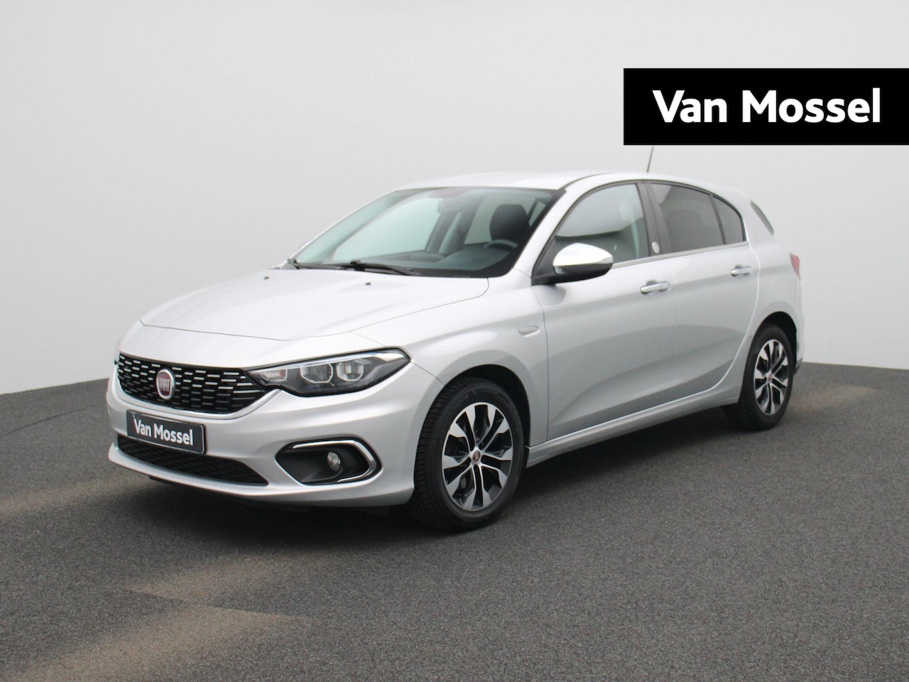 Fiat Tipo - 1.4 16v Lounge | Climate control | Navigatie | Camera | Zeer compleet! - AutoWereld.nl