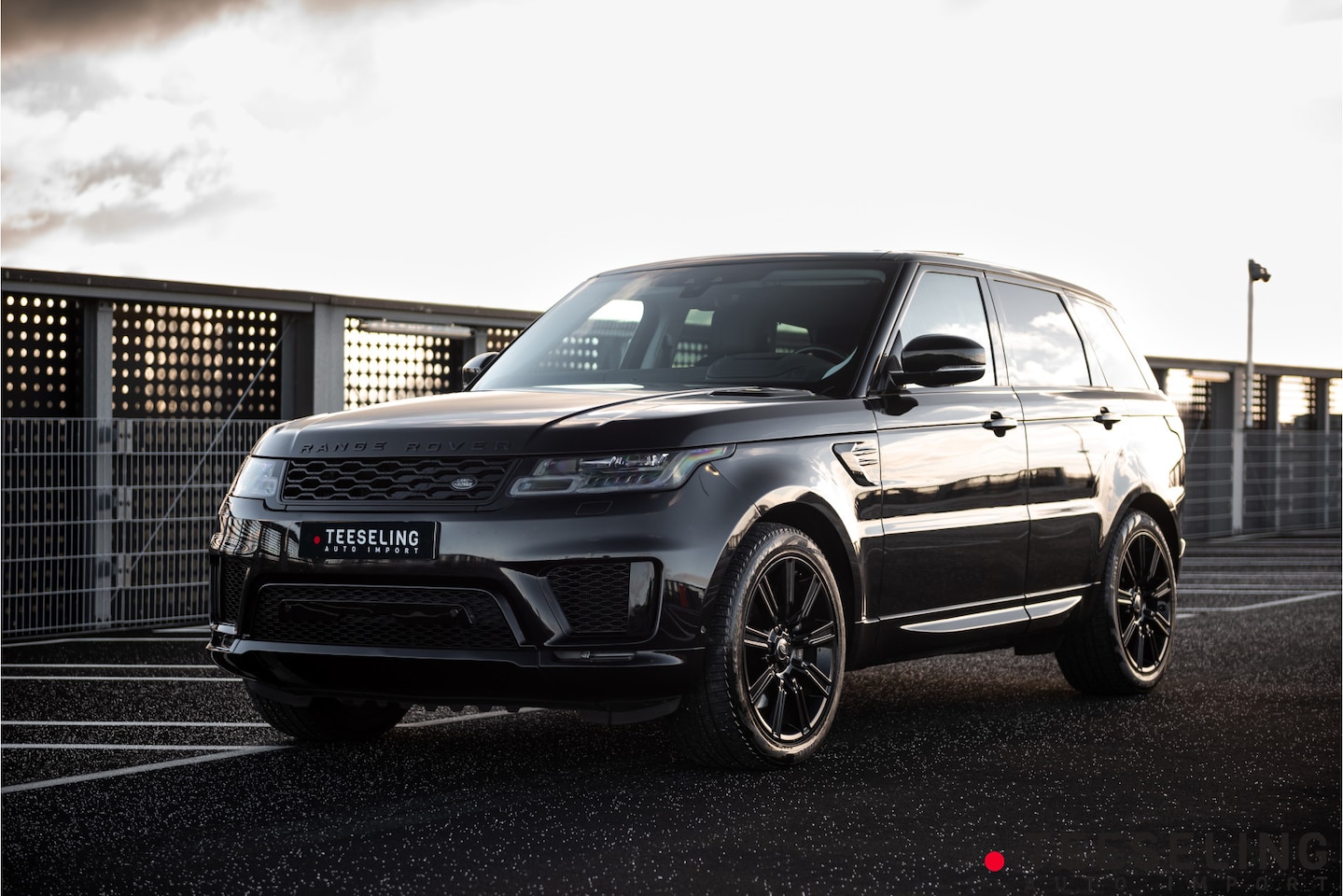 Land Rover Range Rover Sport - P400e HSE Dynamic | Pano | Luchtvering | Camera - AutoWereld.nl