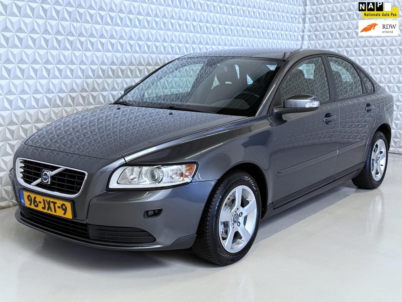 Volvo S40 - 1.8F in keurig nette staat! incl. BTW (2007) - AutoWereld.nl