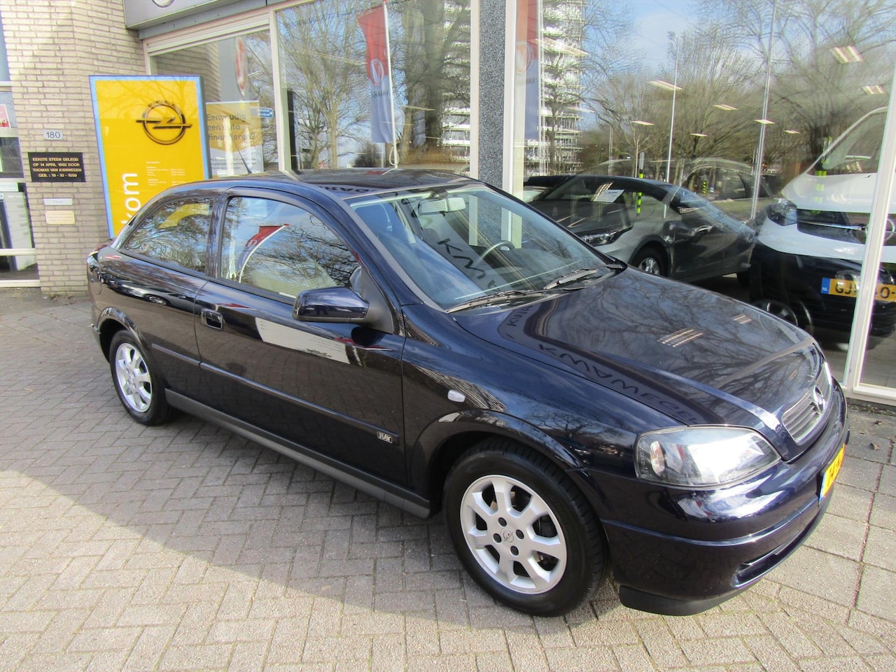 Opel Astra - 1.6 KLASSIEKER 1e EIGENAAR 79824 KM !! - AutoWereld.nl