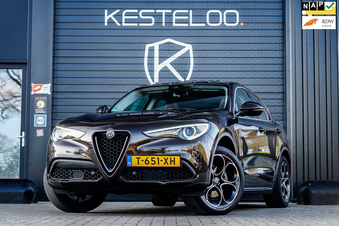 Alfa Romeo Stelvio - 2.0 T Q4 310PK First Edition TREKHAAK/PANO/ACC/LEDER/CAMERA/FULL - AutoWereld.nl