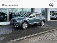 Volkswagen T-Roc - Life Edition 1.5 110 kW / 150 pk TSI SUV 7 versn. | Navigatie | Camera | App Connect | Ada