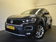 Volkswagen T-Roc - 1.5 TSI Sport , LED KOPLAMPEN , NAVI VIA APP , CR CONTR , CLIMATR , PDC V+A ,