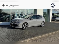 Volkswagen Golf - Life Edition 1.5 eHybrid 150 kW / 204 pk | 18" Velgen | Camera | Cruise Control Adaptief |