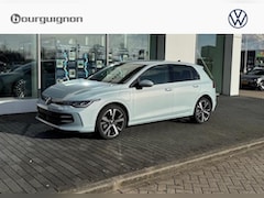 Volkswagen Golf - Life Edition 1.5 eHybrid 150 kW / 204 pk | 18" Velgen | Camera | Cruise Control Adaptief |