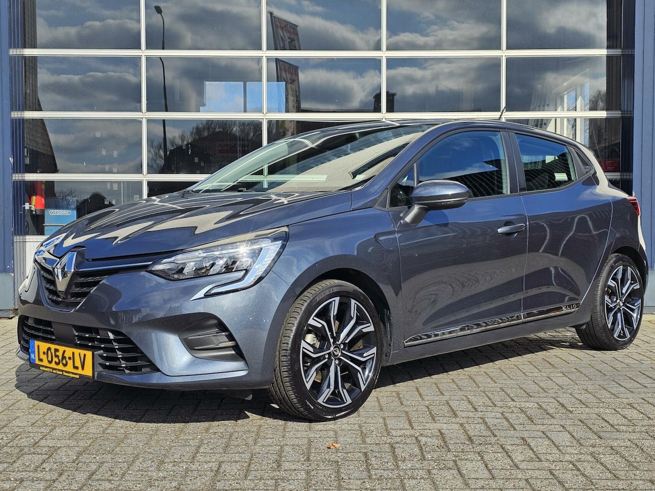 Renault Clio - 1.6 E-Tech Hybrid 140 Business Zen - AutoWereld.nl