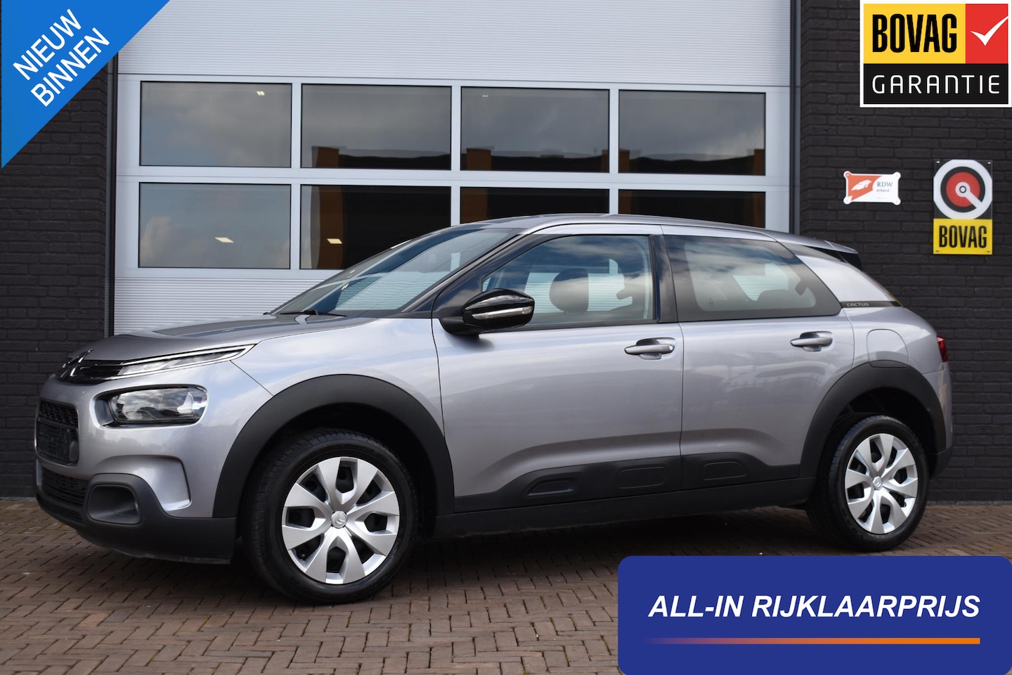 Citroën C4 Cactus - 1.2 PureTech 110PK Feel | Carplay | Stoelverwa. | PDC | Incl. Garantie - AutoWereld.nl